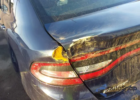 2015 Dodge Dart Sxt z USA, uszkodzony, nr VIN 1C3CDFBBXFD320211